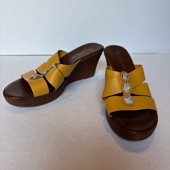 Contessa Women's Yellow Wedge Sandals with Rhinestone Accents Slip On Size 10M - Picture 1 of 7